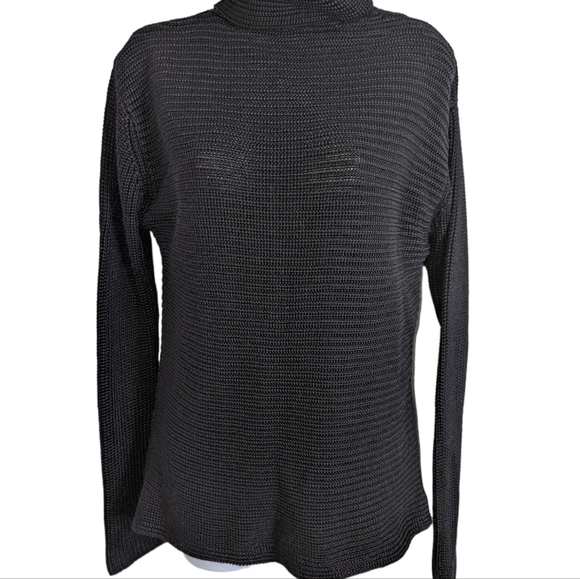 Salvatore Ferragamo Women's Black Silk Turtlerneck Knit Sweater ...Size M - Picture 1 of 9